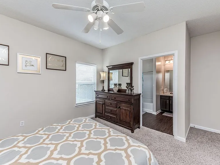 The Landings of Conroe — Photo 10