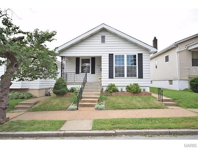 4006 Randall St photo 1