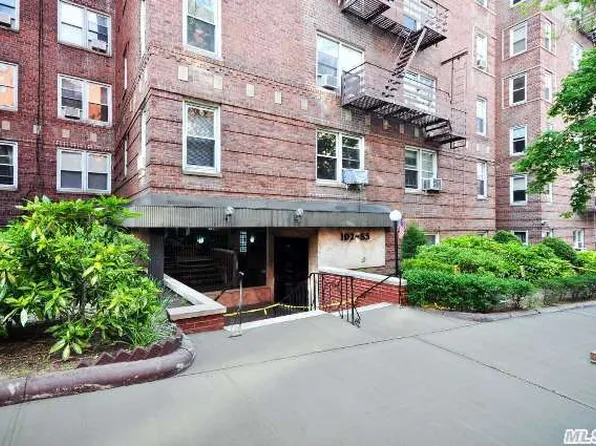 102-55 67th Dr image 1 of 9