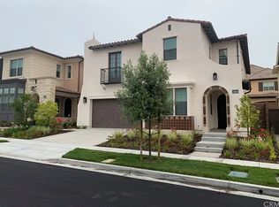 208 Parkwood, Irvine, CA 92620
