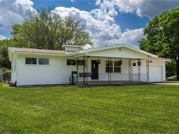 6310 N Howard Ave, Kansas City, MO 64118