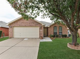 3520 Desert Mesa Rd, Roanoke, TX 76262