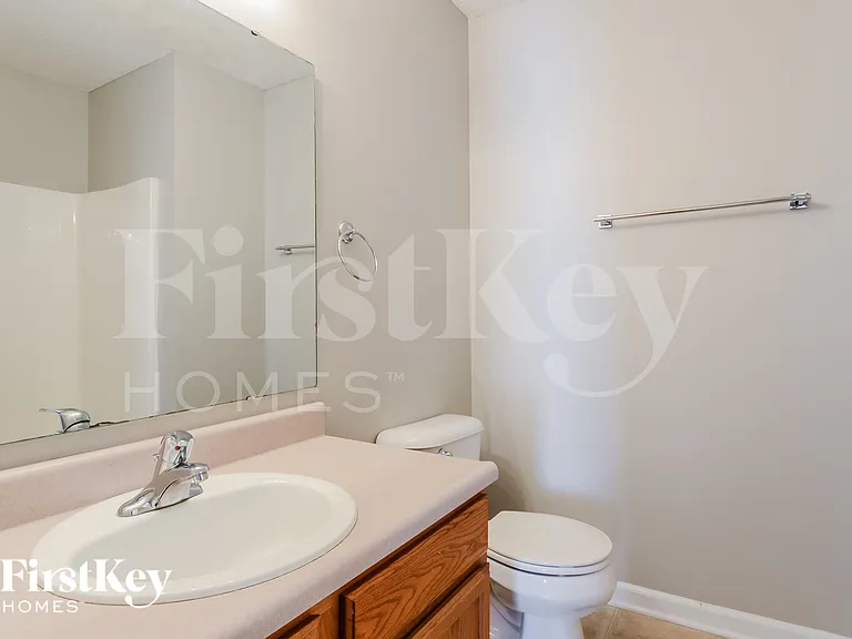 7025 Village Oaks Dr — Photo 17