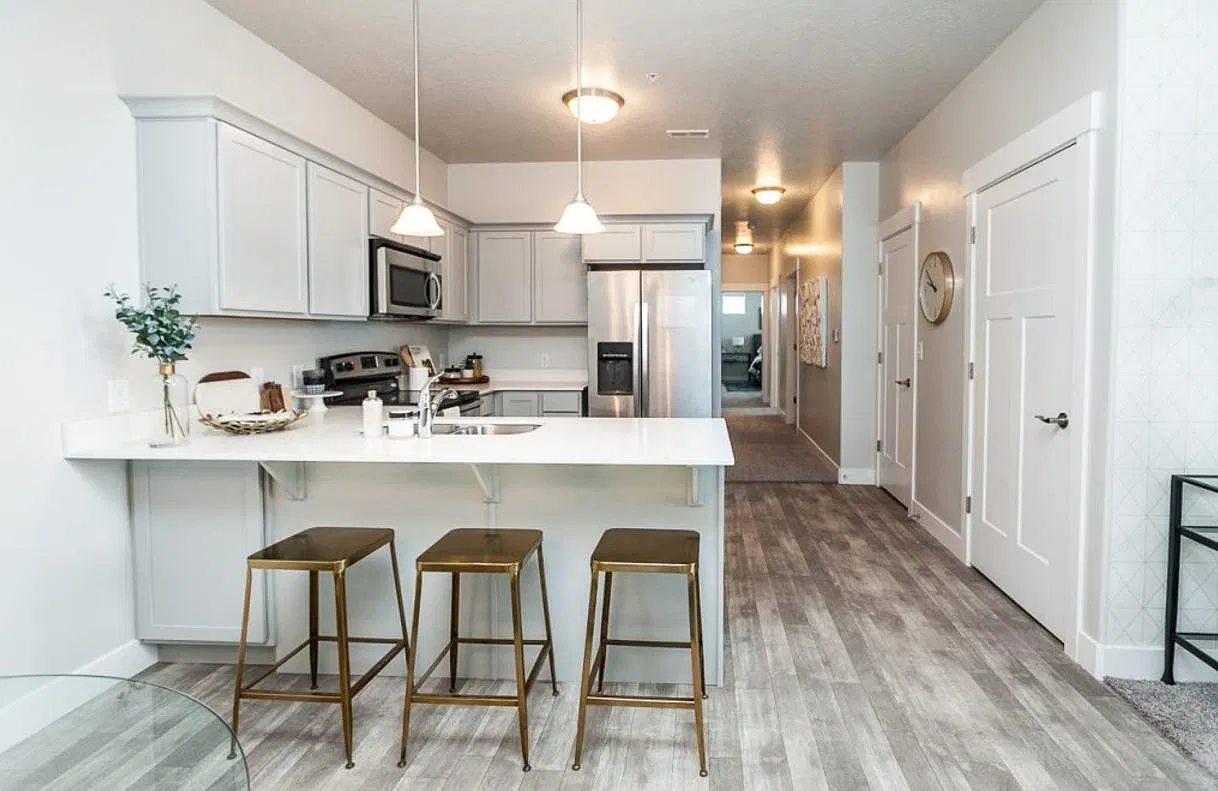 3 bed, 1273 sqft, $1,795 — Photo 4