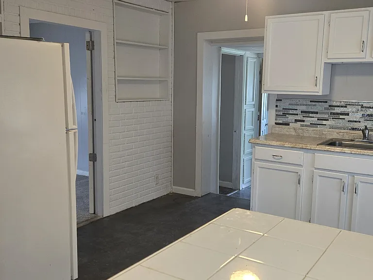 176 Betz Rd — Photo 4