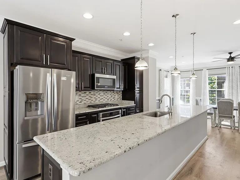 7224 Barrberry Ln — Photo 2