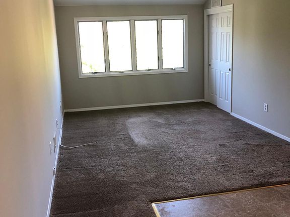 2nd image of 645 Yetman Ave