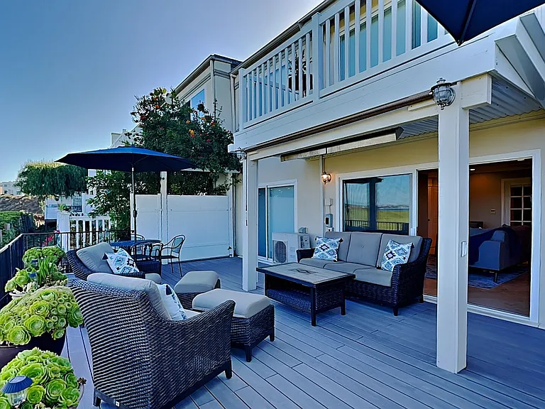 3999 Crown Point Dr #31 — Photo 1