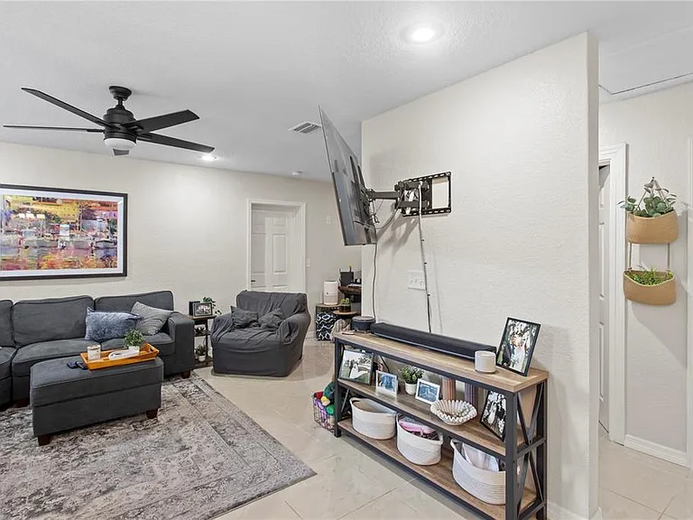 4215 W Bay Vista Ave — Photo 7