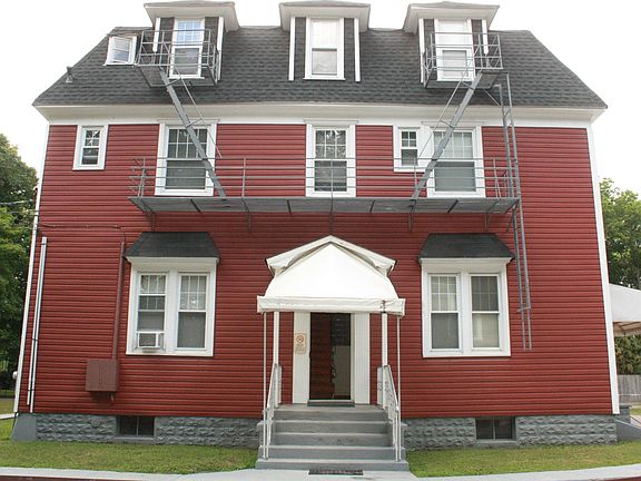 2nd image of 221 Lake Ave S #2-B