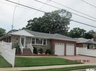 2560 Martin Ave, Bellmore, NY 11710