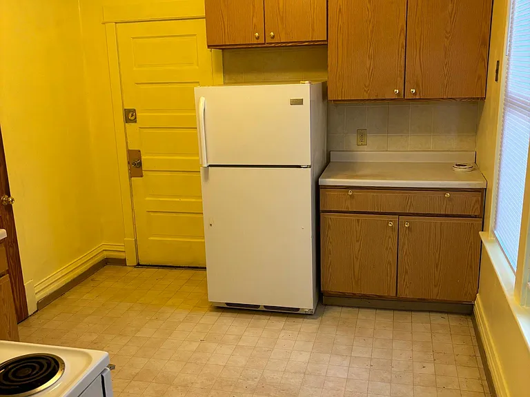 2706 W 4th St #1 — Photo 9