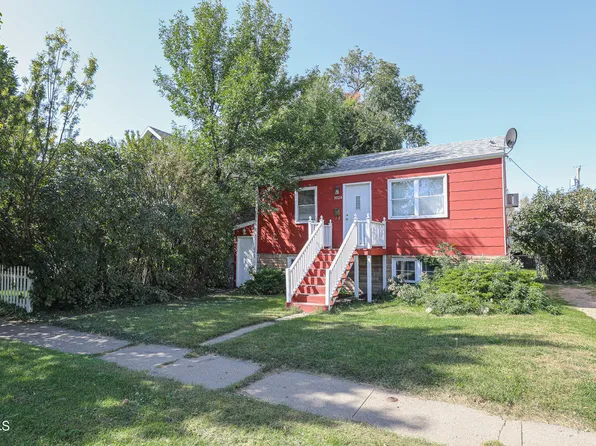 1024 N 14th St, Bismarck, ND 58501