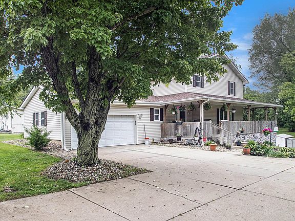 3rd image of 53860 Whitesell Dr