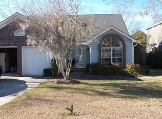 10 Solomon Ct, Charleston, SC 29414