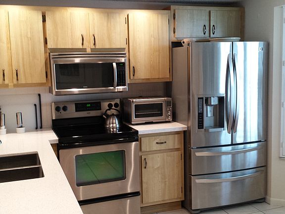 3rd image of 2743 NE 15th St Unit 2743