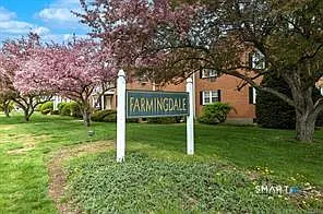1254 Farmington Ave #C — Photo 2