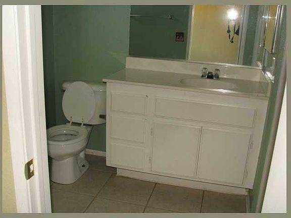4th image of 13478 Merry Oaks St