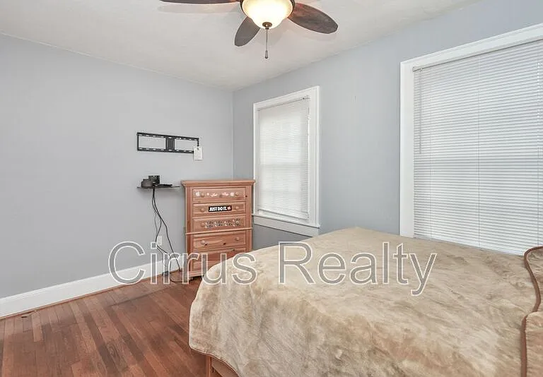 10 Parkside Pl — Photo 27