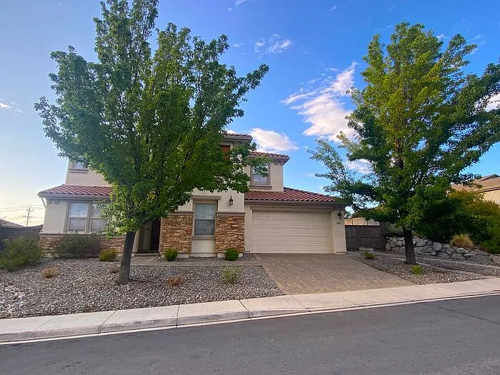 875 Sienna Park Dr — Photo 1
