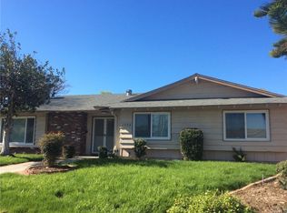 1536 Kellogg Ave, Corona, CA 92879