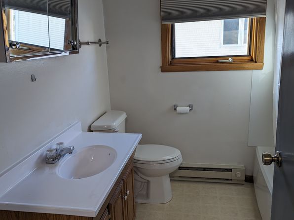 Halstad Community Housing, 300 4th St E, Halstad, MN 56548