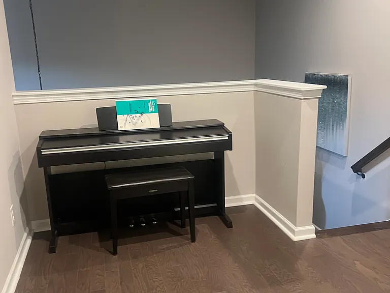 Large area for desk or piano
