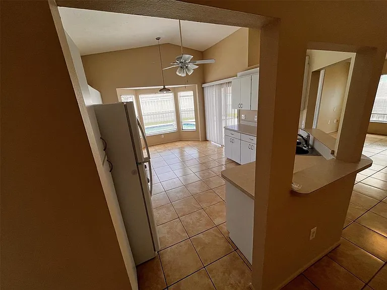 7241 Mauna Loa Blvd — Photo 8