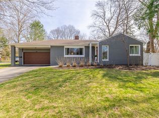 144 Ellingwood Dr, Pittsford, NY 14534