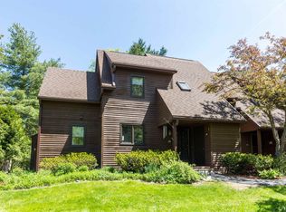 340 Acorn Ln, Shelburne, VT 05482