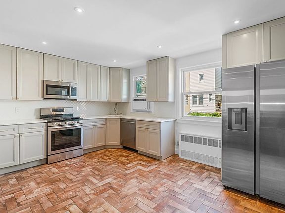 2nd image of 10534 80th St