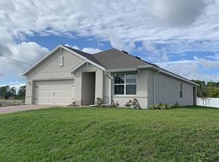 37 NW 33rd Ter, Cape Coral, FL 33993