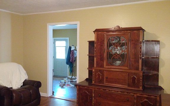 5th image of 143 Creek Dr