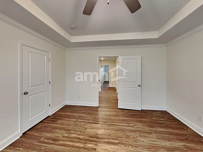 1127 Amberly Way — Photo 10