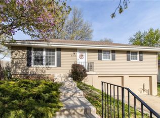 2213 N Leonard Rd, Saint Joseph, MO 64506