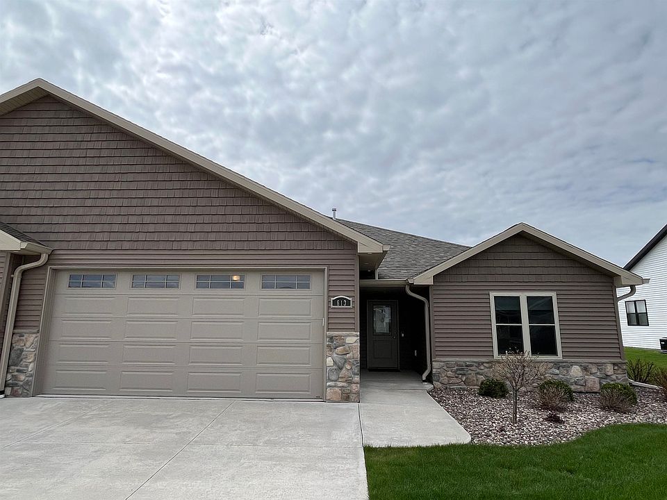 1st image of 613 Hammen Ct