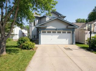 406 Breckenridge Ln NW, Edmonton, AB T5T 6E3