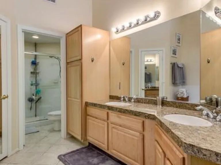 7508 E Earll Dr #17 — Photo 6