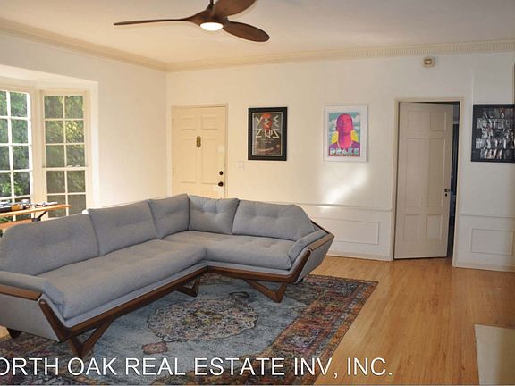 4th image of 106 N Sweetzer Ave #8917618