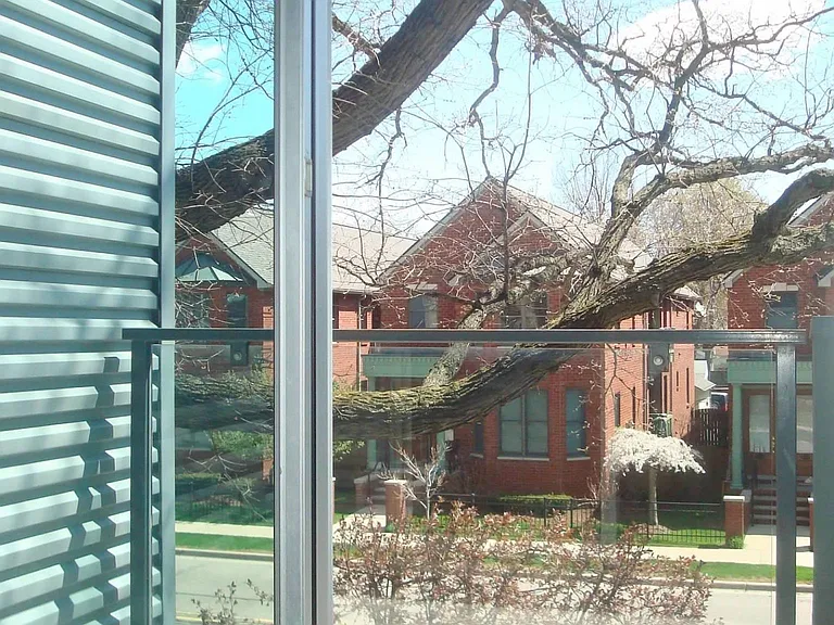 614 S Troy St #102 — Photo 4