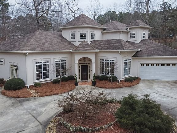 2nd image of 122 Greystone Dr