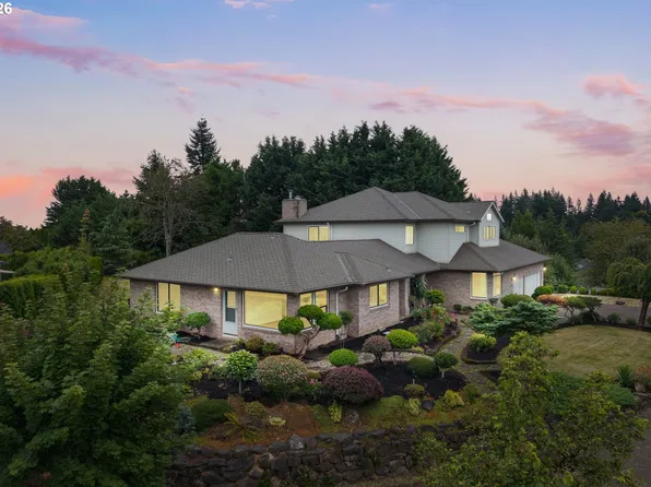 11734 SE Banbury Cir, Happy Valley, OR 97086