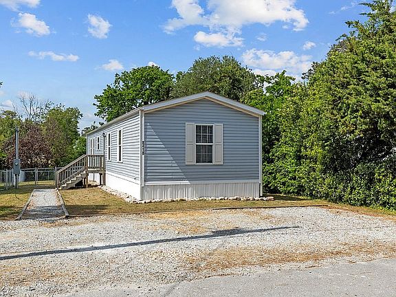 4th image of 8418 Dogwood Cir