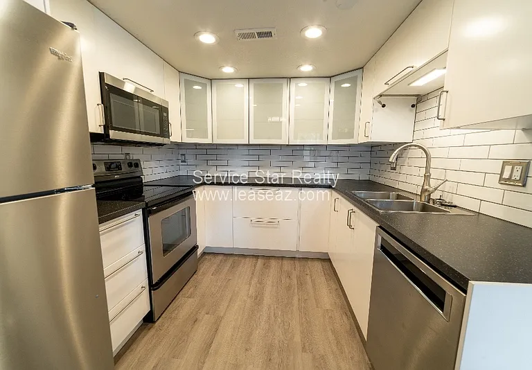 222 W Brown Rd #33 — Photo 22