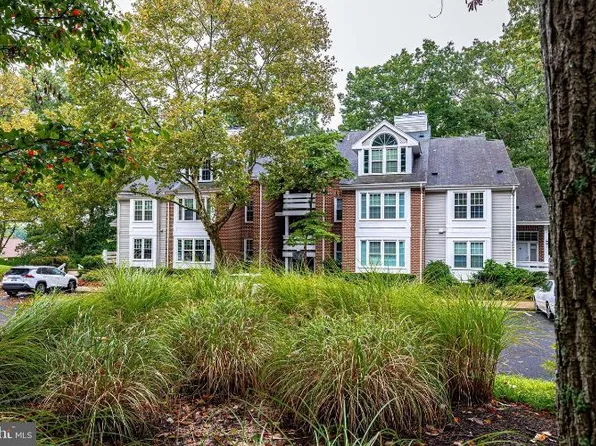 11116 Beaver Trail Ct, Reston, VA 20191