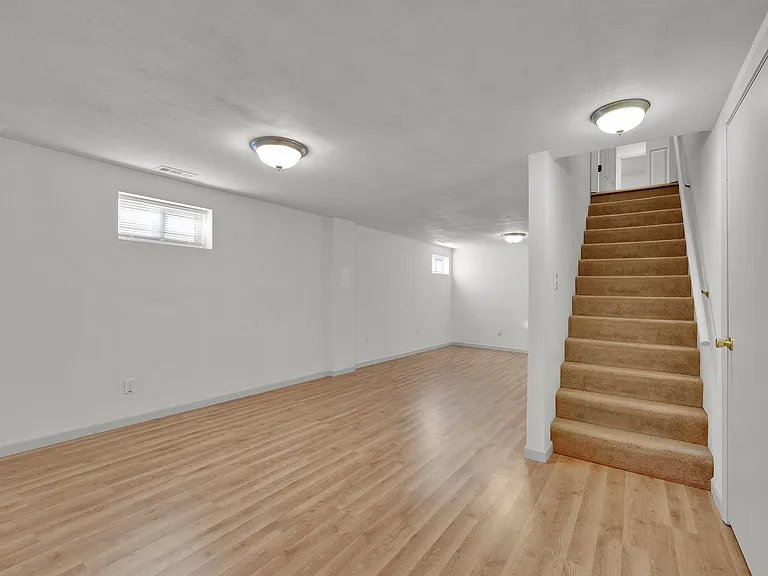 449 Madrina Ct — Photo 31