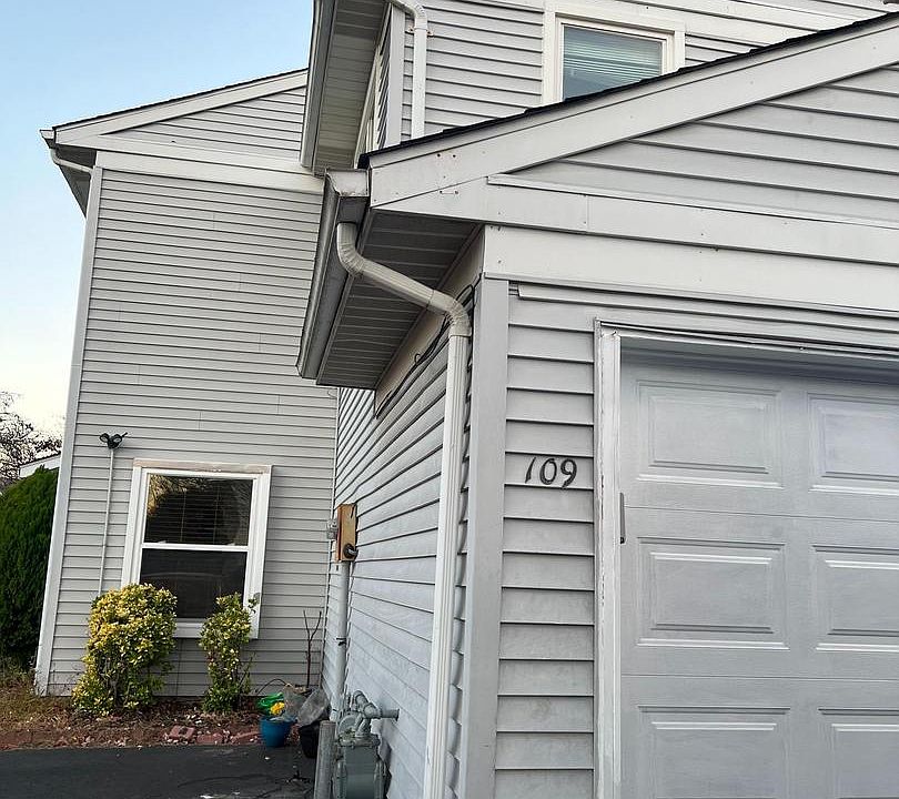 1st image of 109 Pebble Rd