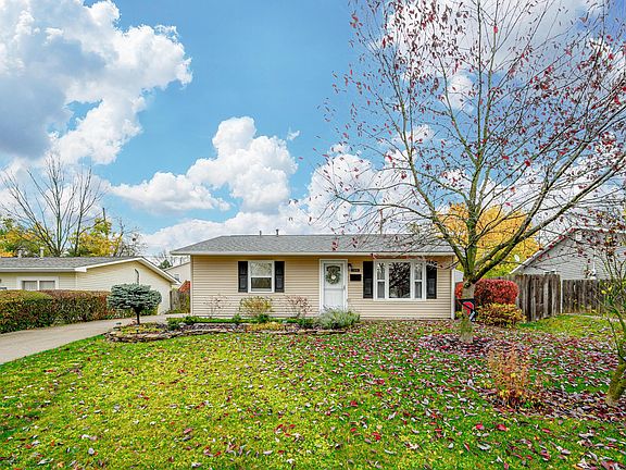 3rd image of 180 Valley View Dr
