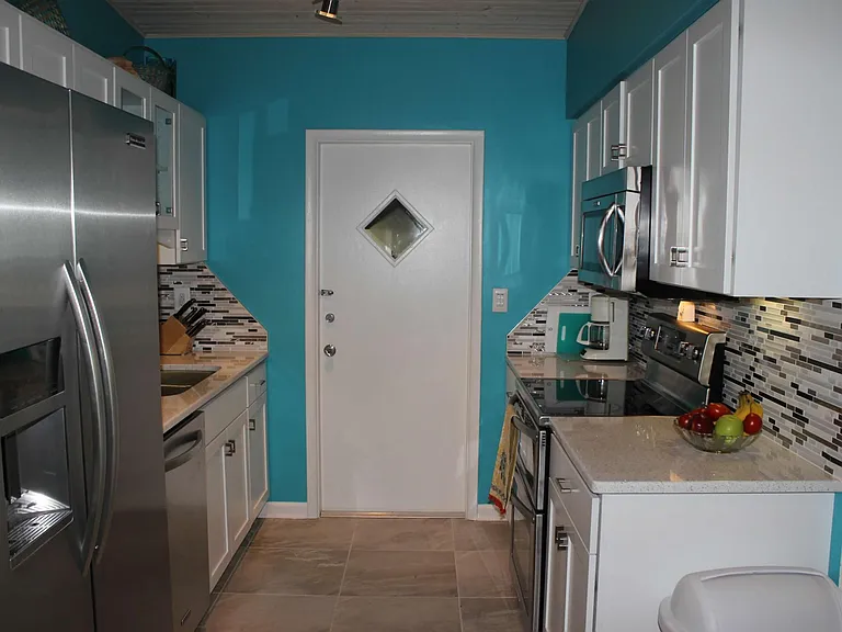 3262 Esperanza Ave — Photo 5