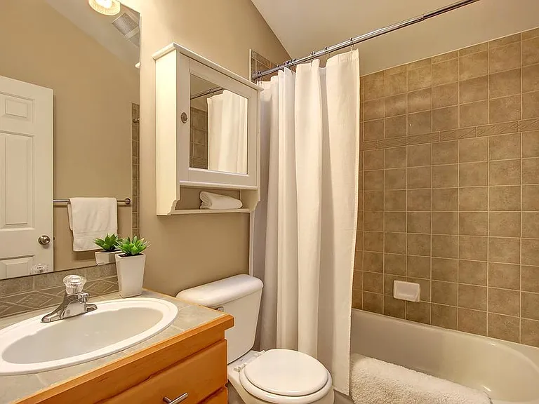9501 Roosevelt Way NE #C — Photo 22